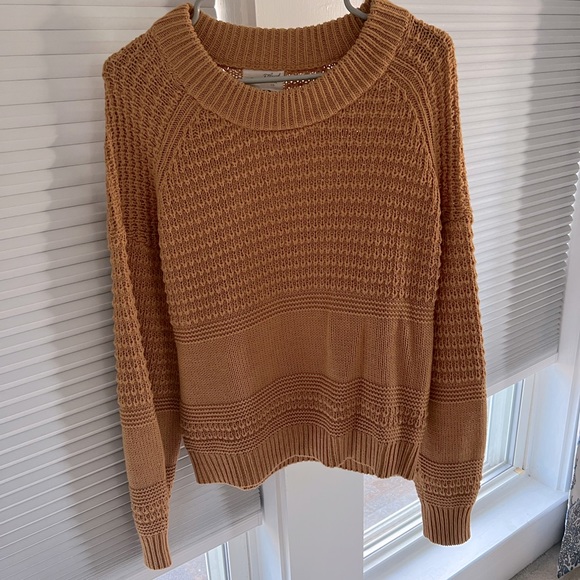 Cropped Mustard Yellow Sweater - Picture 1 of 3